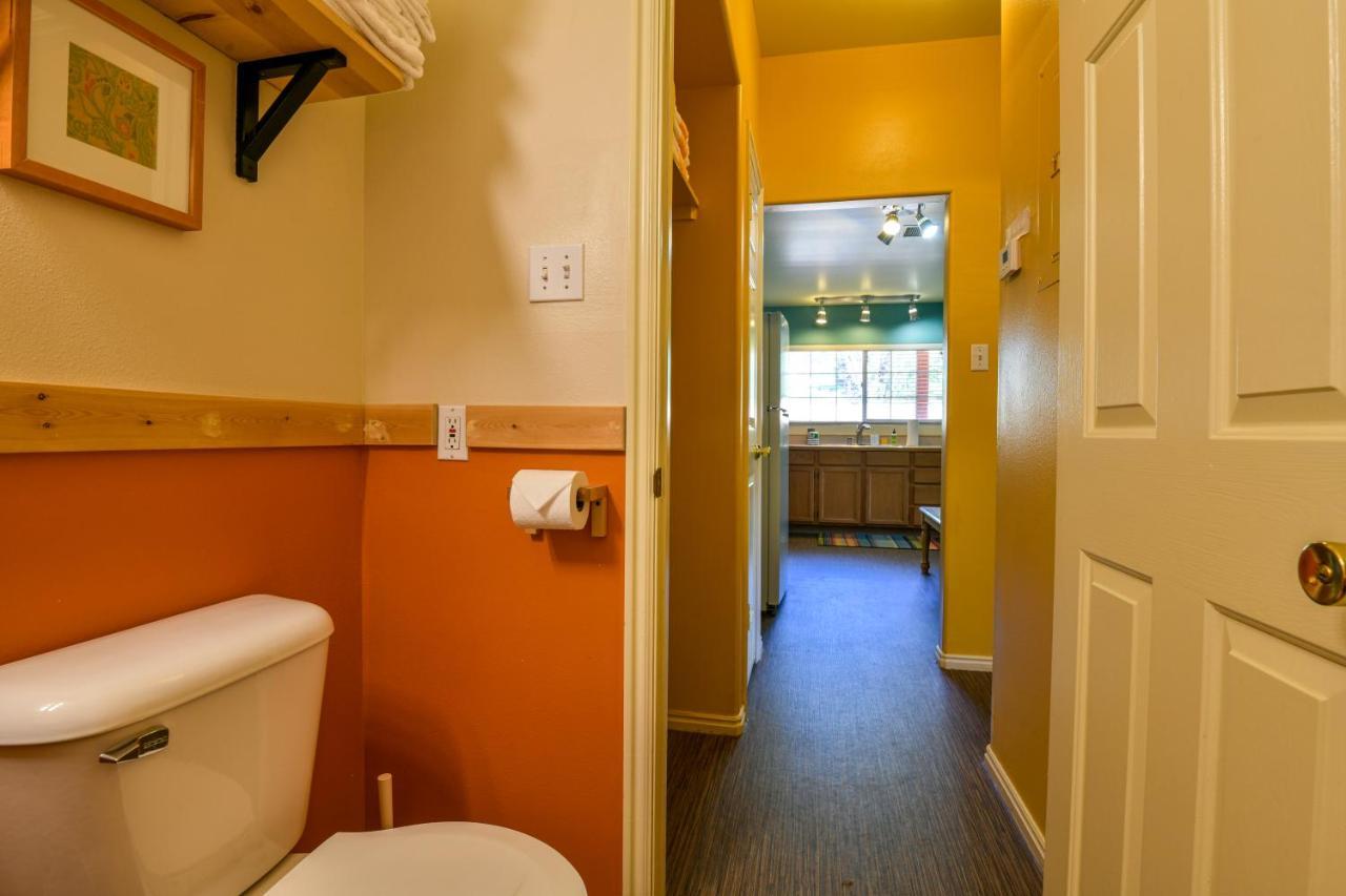 Inn 1 - Downtown 1 Bedroom Unit, Sleeps 6 With Shared Hot Tub Moab Exterior foto