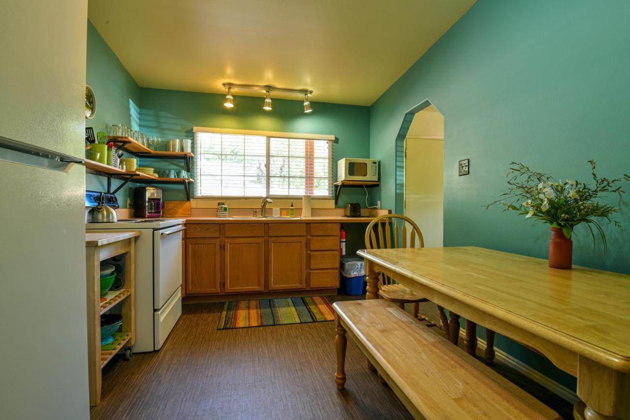 Inn 1 - Downtown 1 Bedroom Unit, Sleeps 6 With Shared Hot Tub Moab Exterior foto